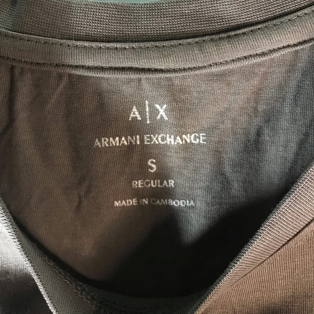 Armani exchange tshirt for men size s - Picture 3 of 4